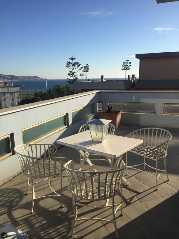 Apartmán L'Attico Di Anna Sanremo Exteriér fotografie